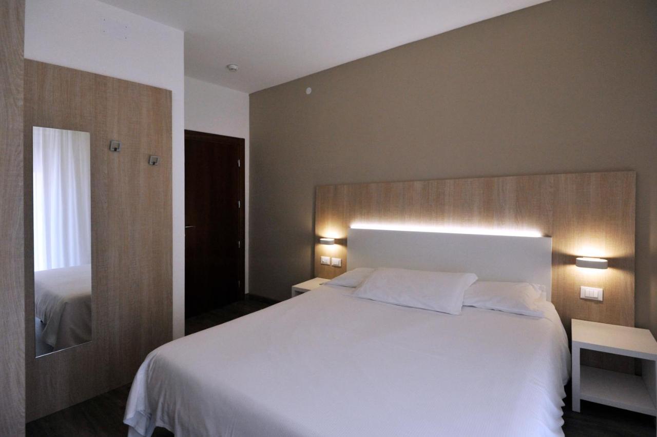 Hotel Etna Caorle Eksteriør billede