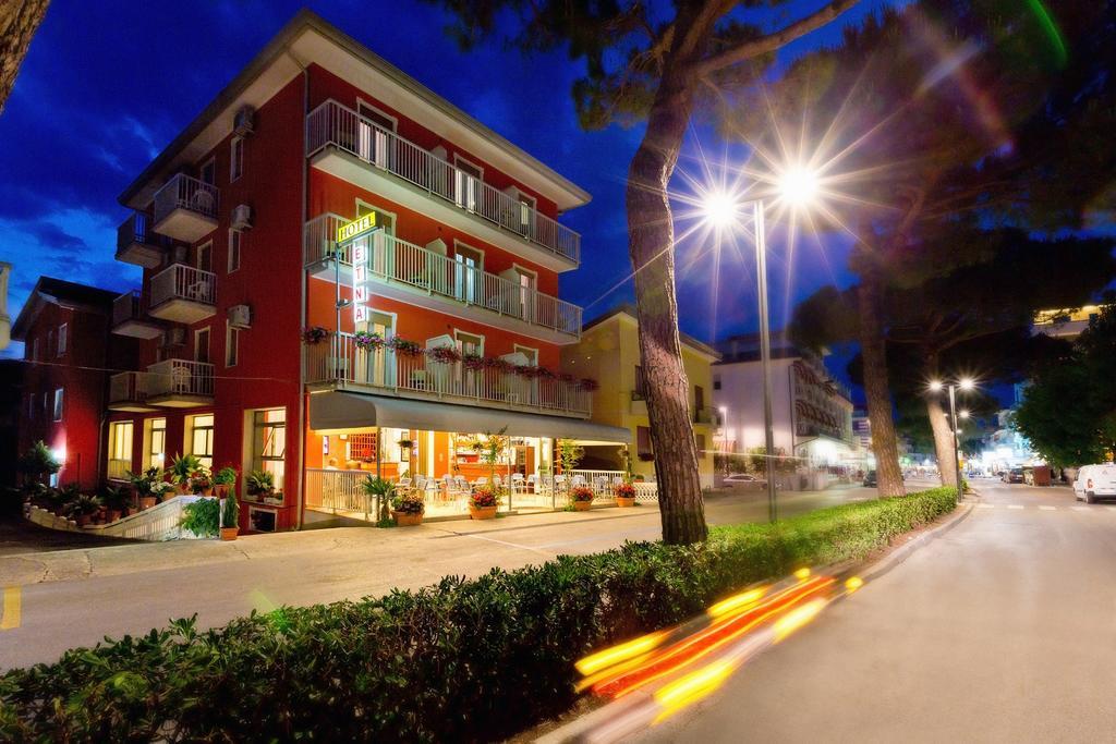 Hotel Etna Caorle Eksteriør billede