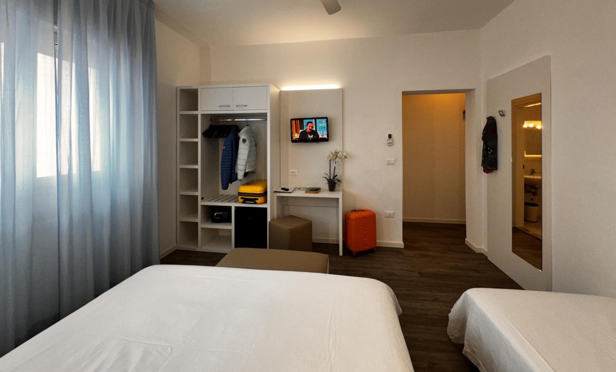 Hotel Etna Caorle Eksteriør billede