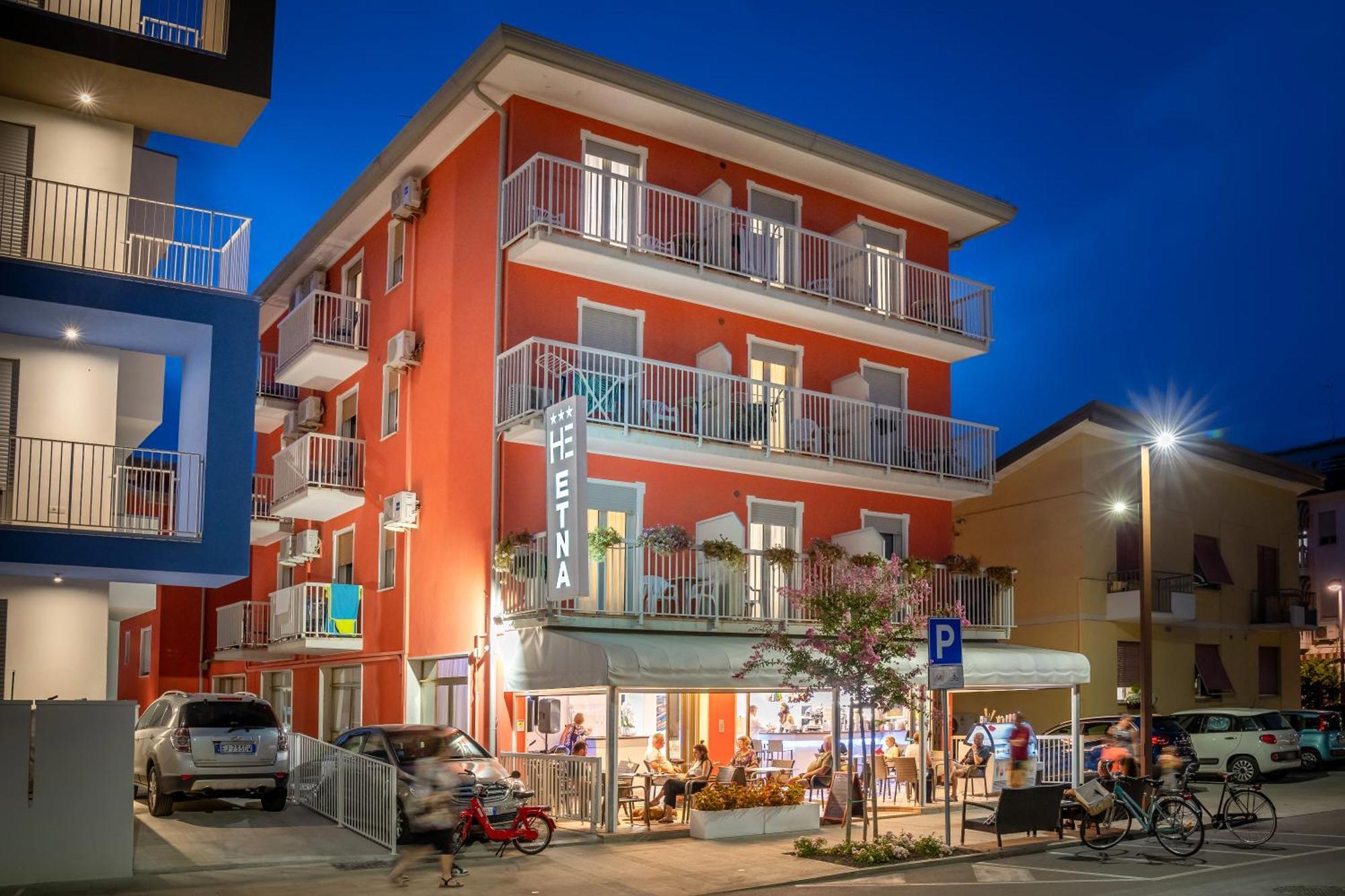Hotel Etna Caorle Eksteriør billede